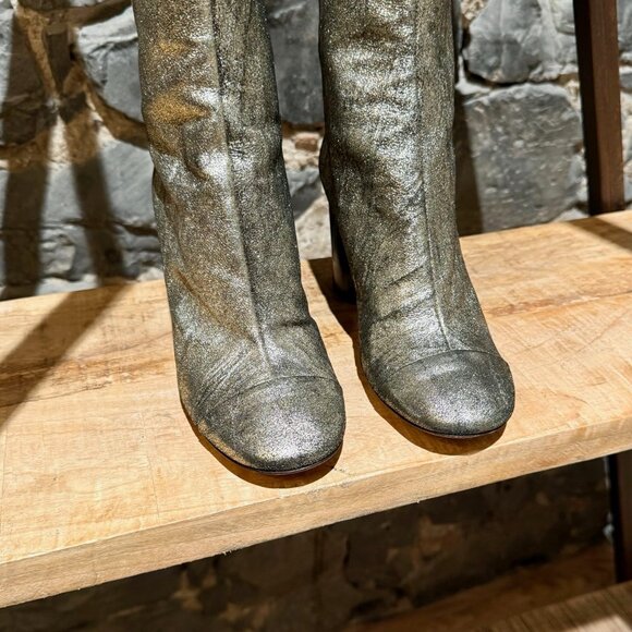 Isabel Marant Garrett Metallic Gold Heeled Accent Booties - Picture 4 of 11